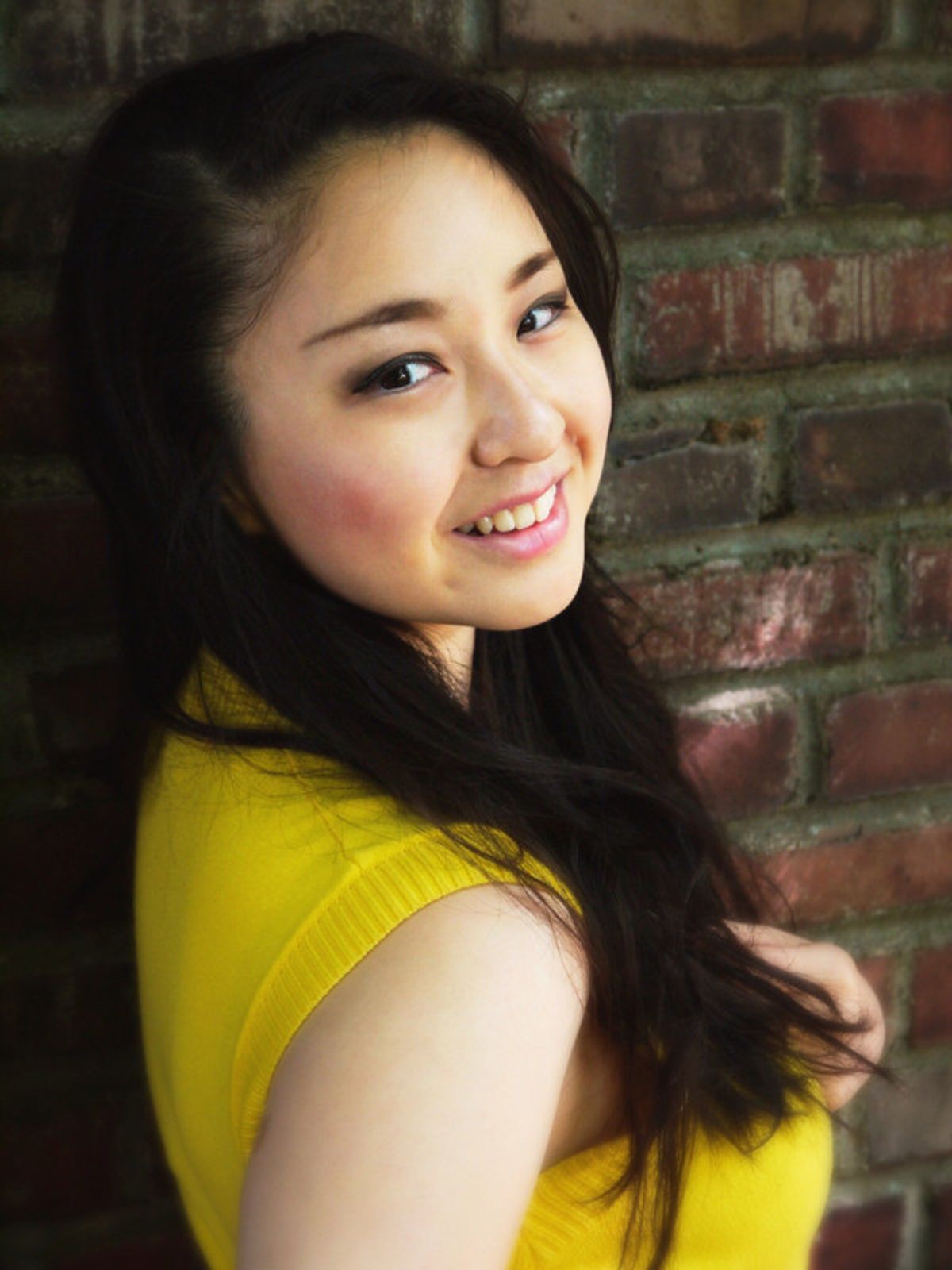 Angela Hsu Headshot