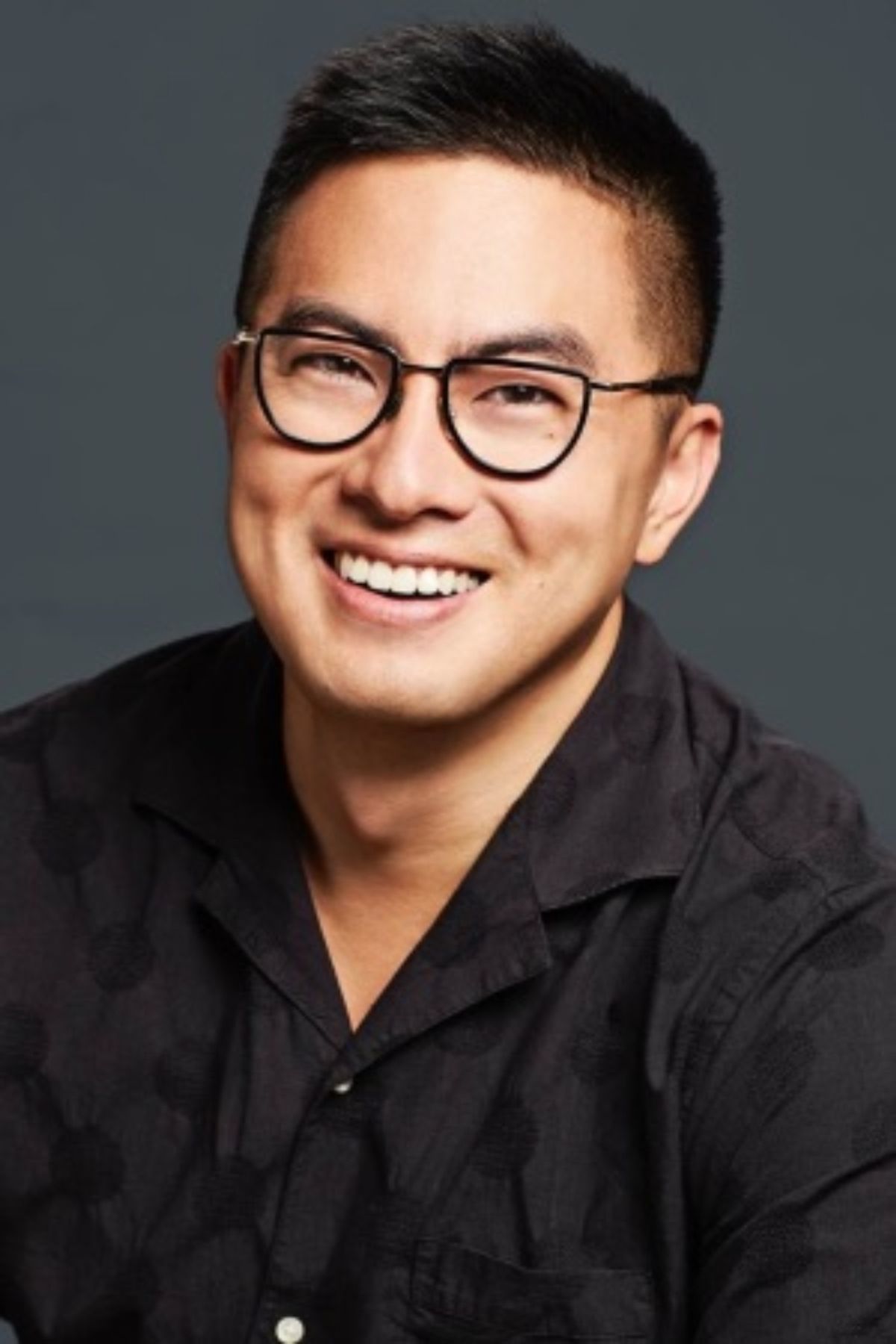 Bowen Yang Headshot