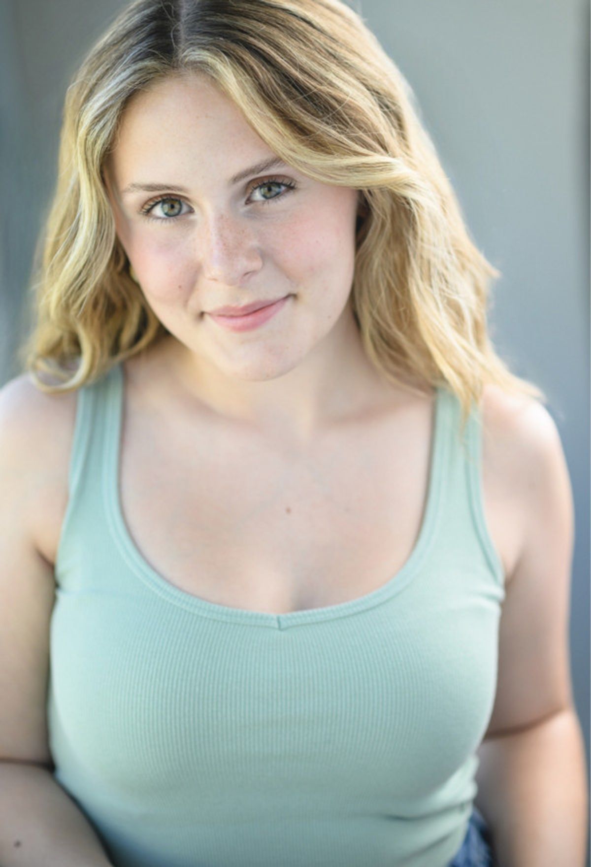 Maureen Henshaw Headshot