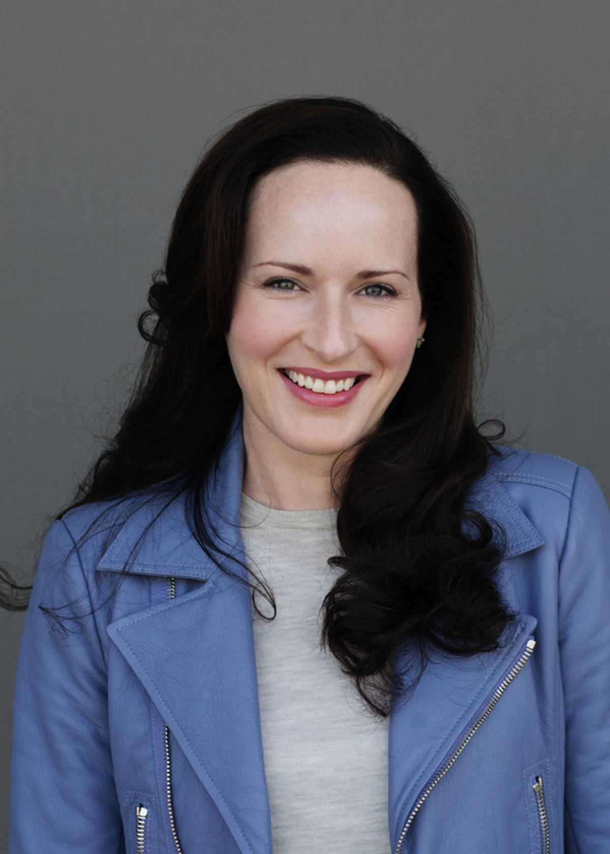 Angela Aaron Headshot