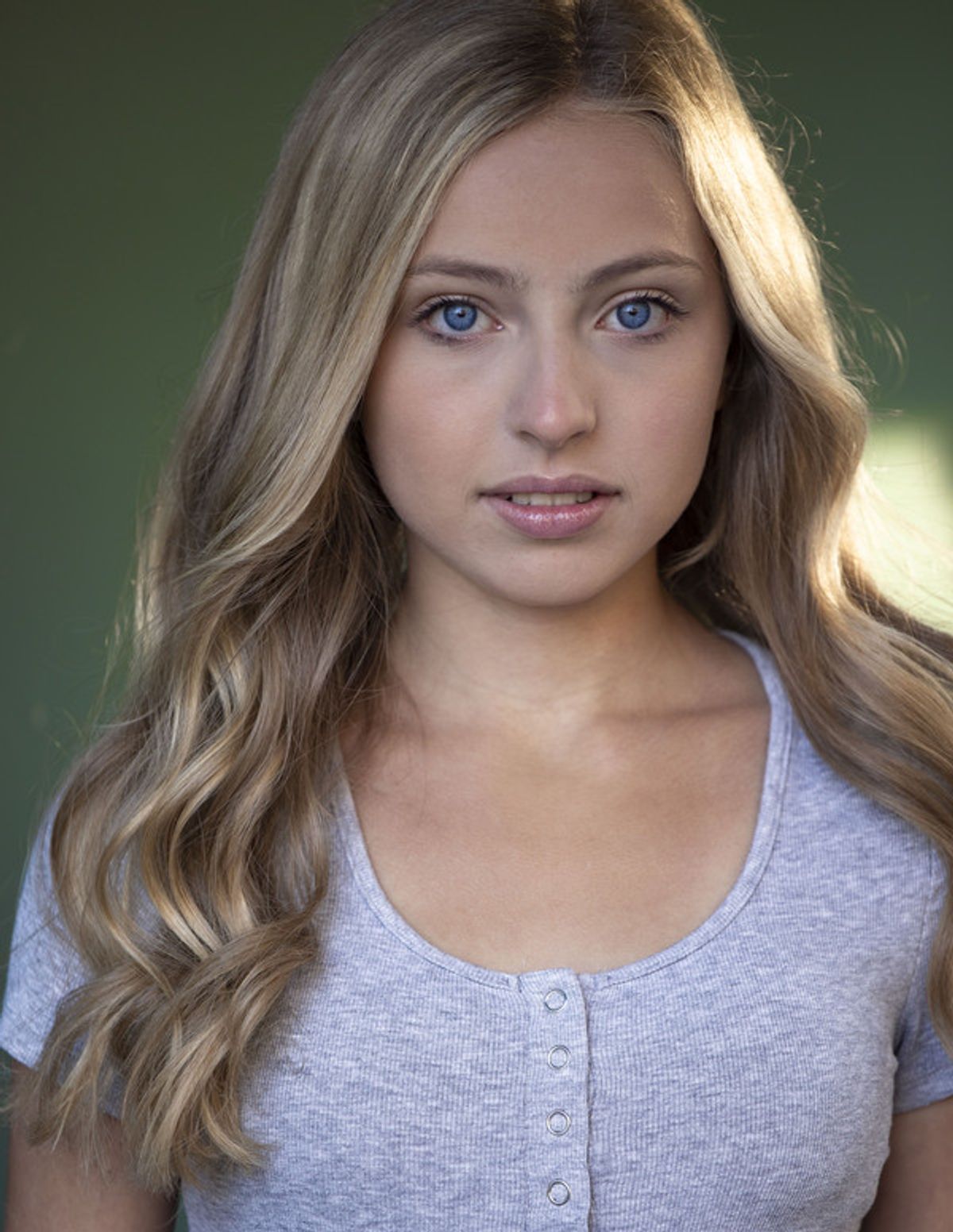 Olivia Fanders Headshot