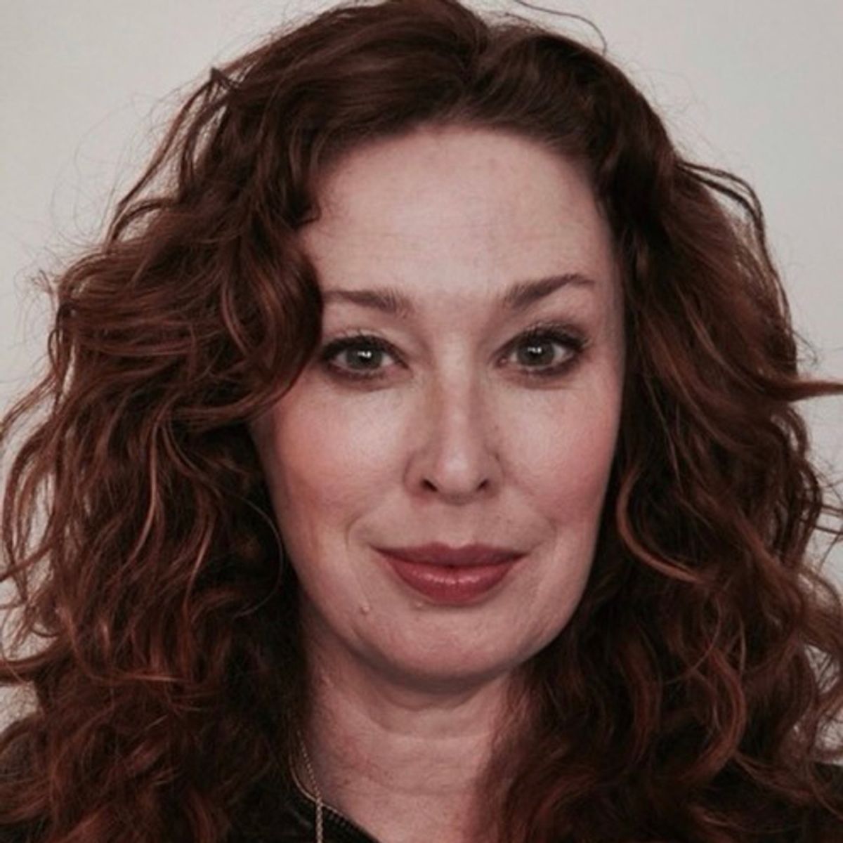 Mylinda Hull Headshot