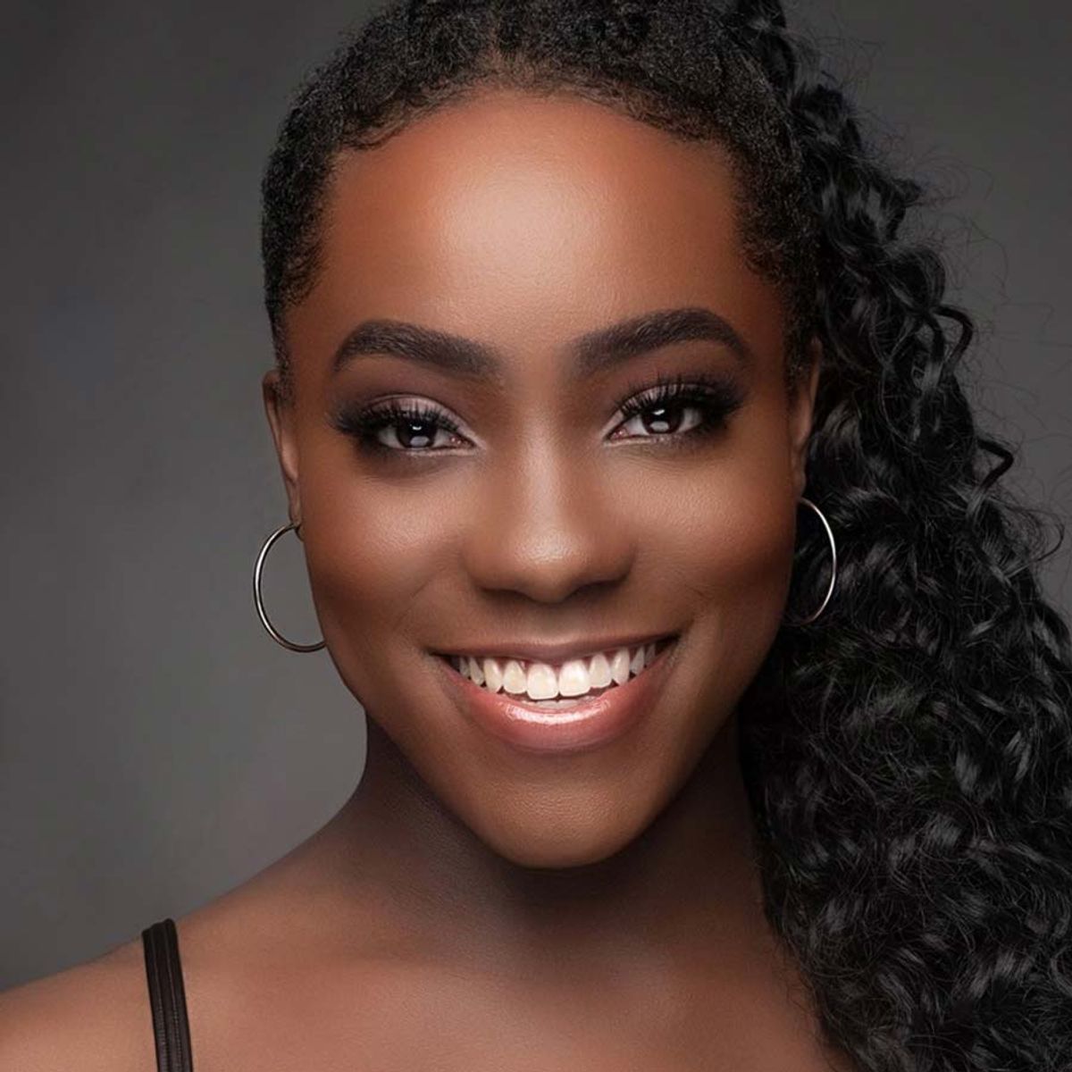 Lauryn Adams Headshot