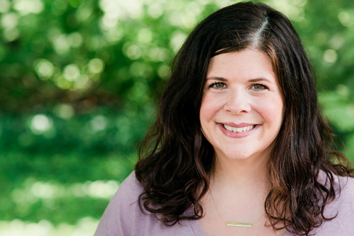 Julie Burt Nichols Headshot