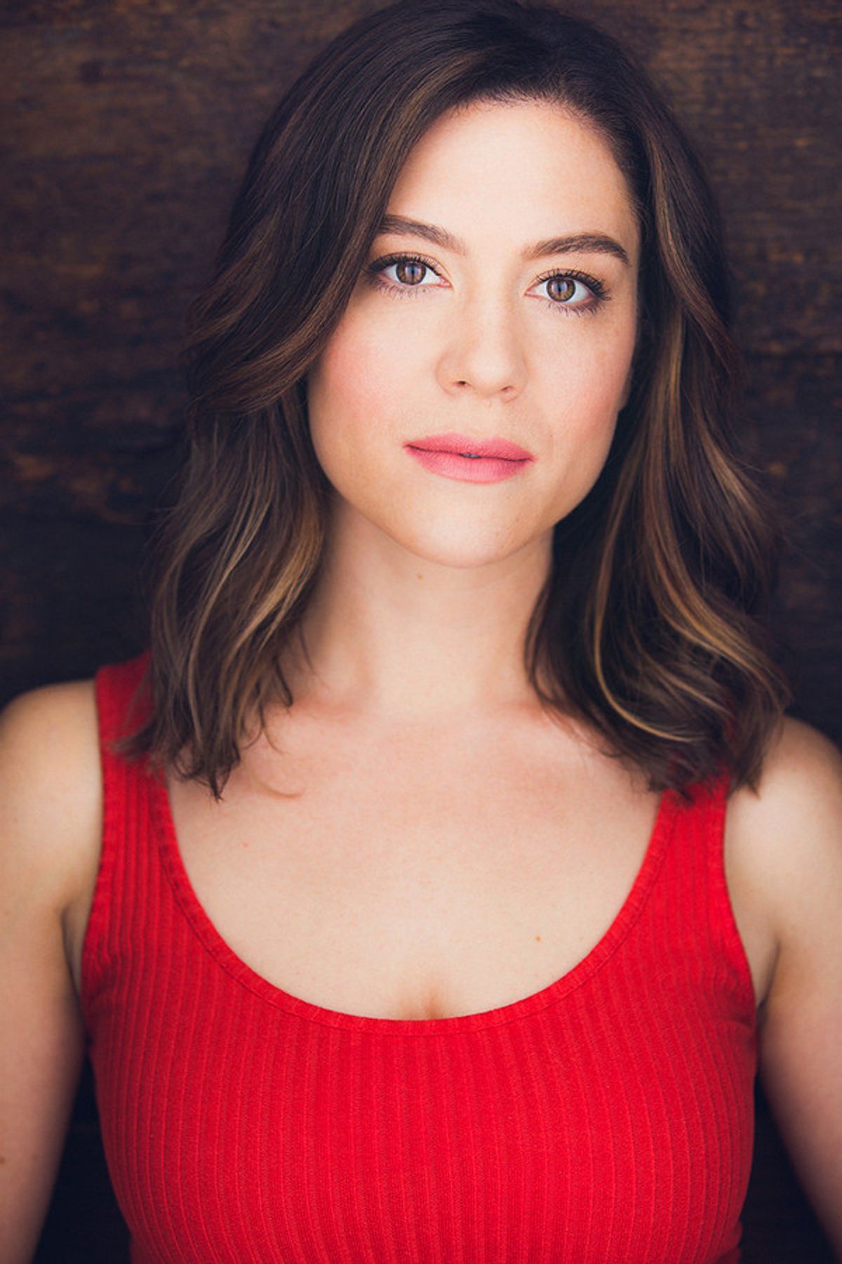 Sara Bues Headshot