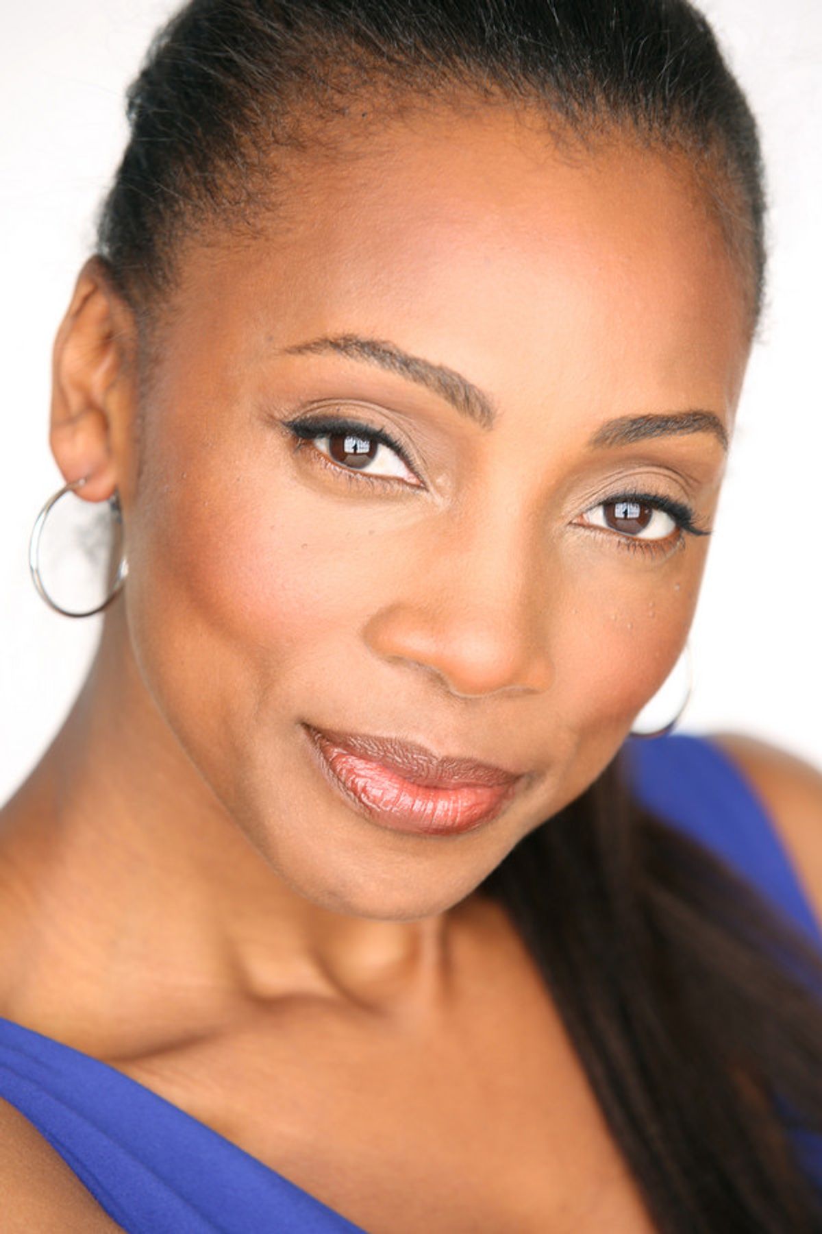 Simone Vicari Moore Headshot