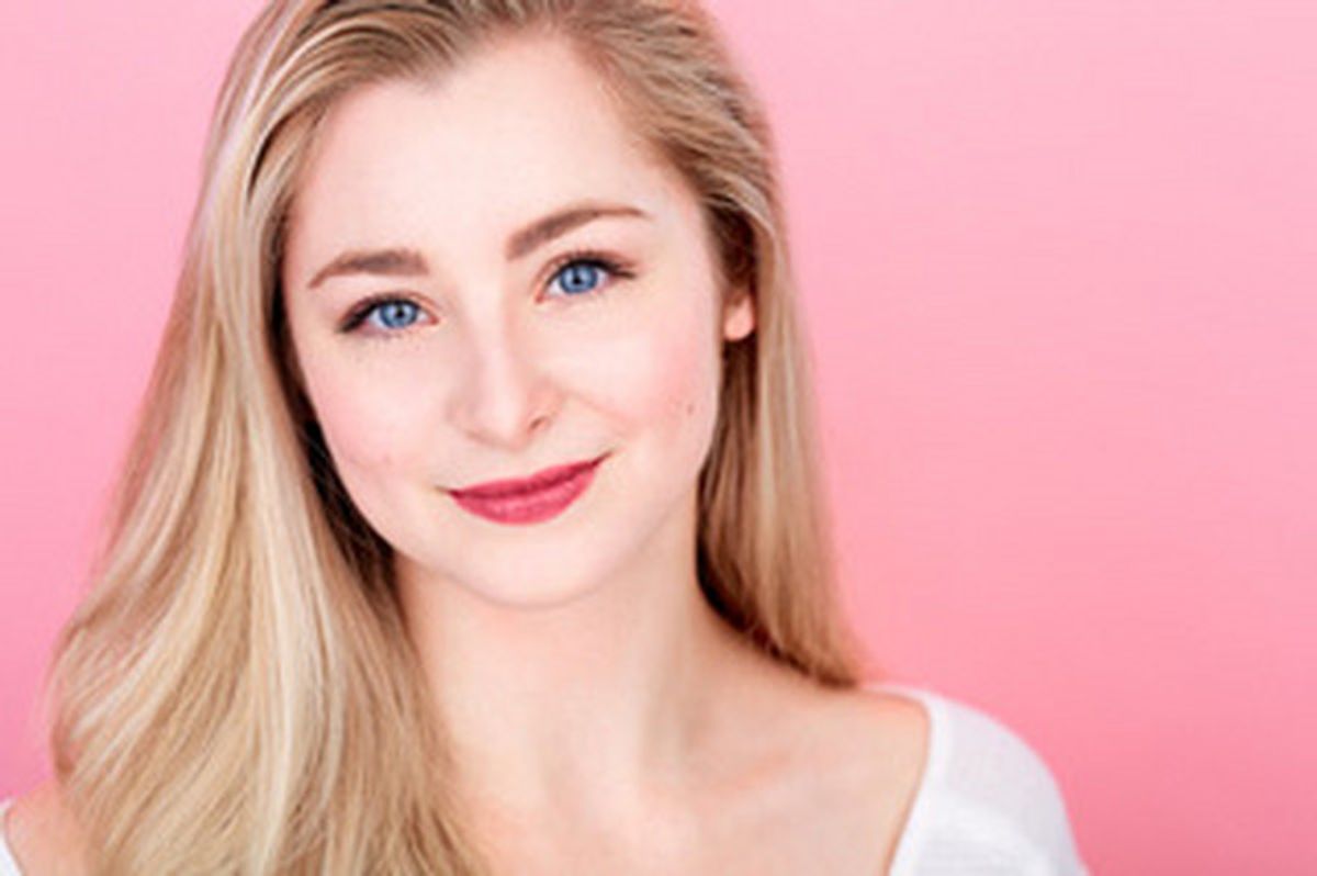 Julia Hemp Headshot