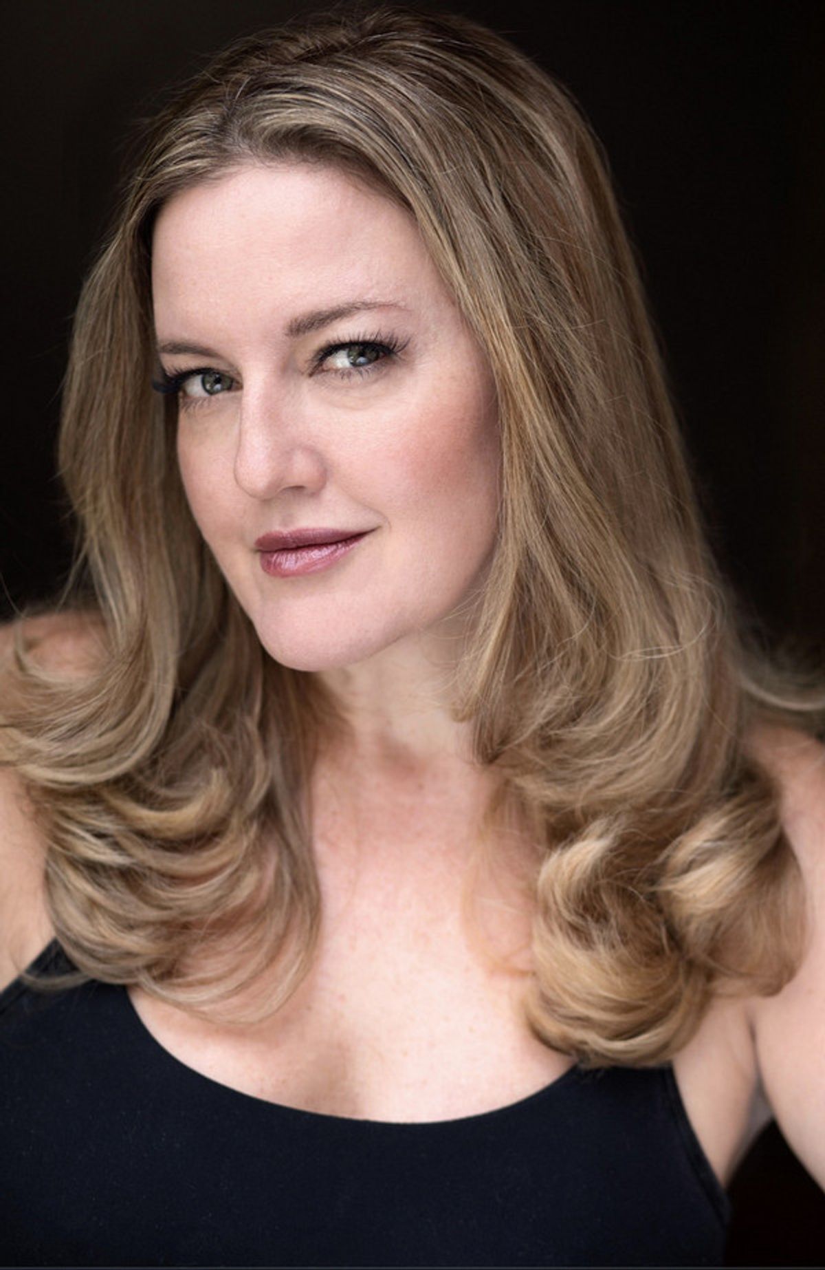 Jennifer Simard Headshot