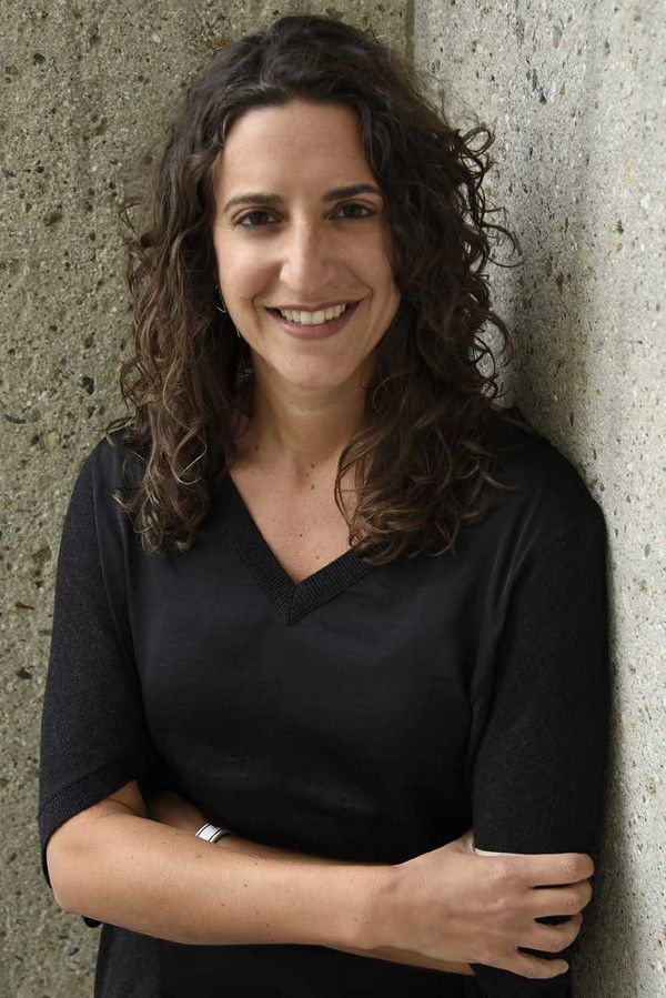 Eva Price Photo