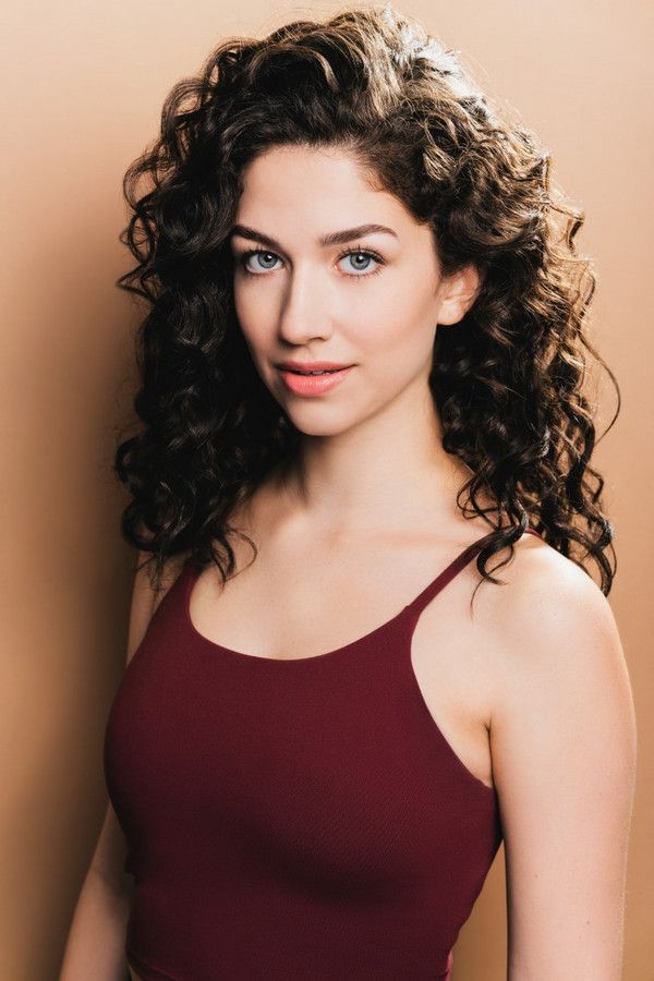 Livvie Hirshfield Photo