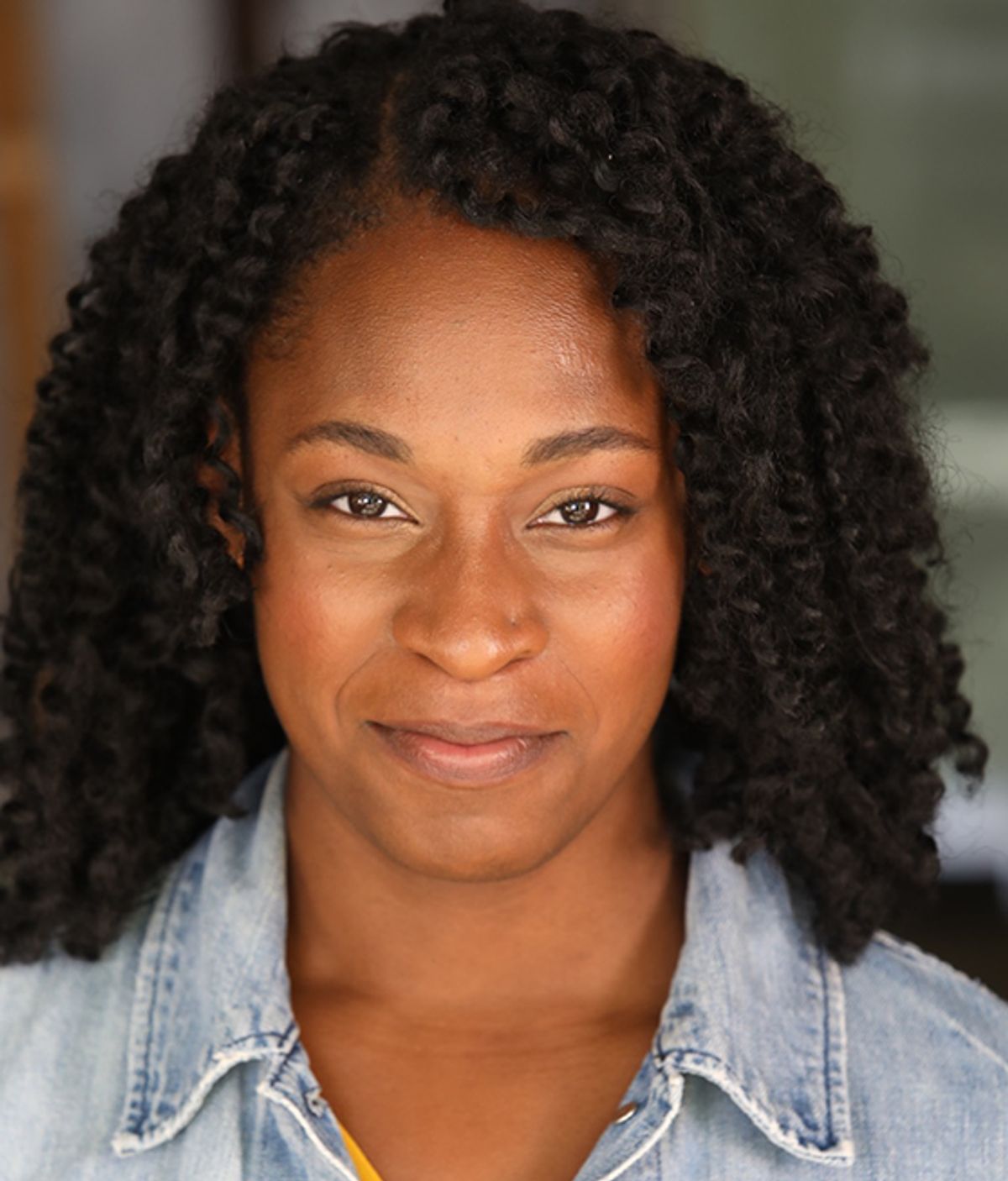 Ashley Marie Arnold Headshot