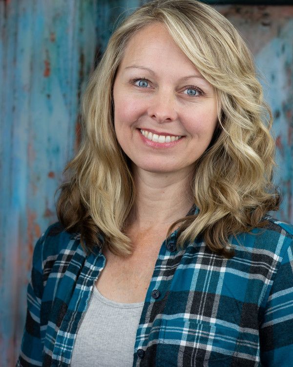 Elizabeth O'Neill Photo