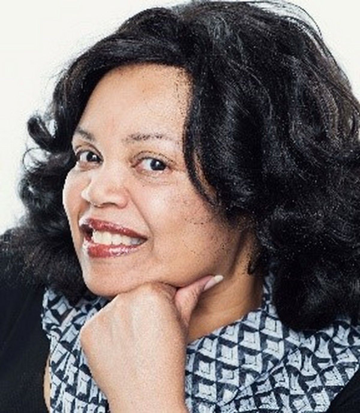 Cheryl Warfield Headshot