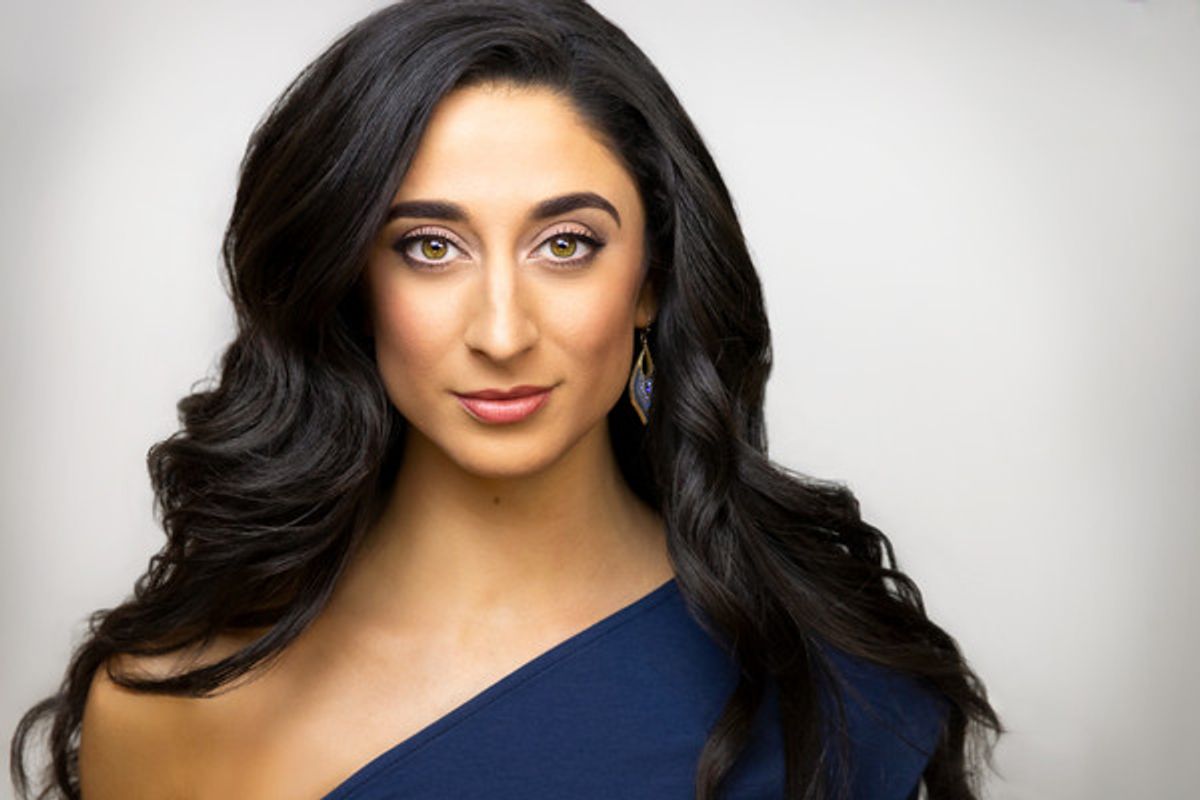 Alyssa Anani Headshot
