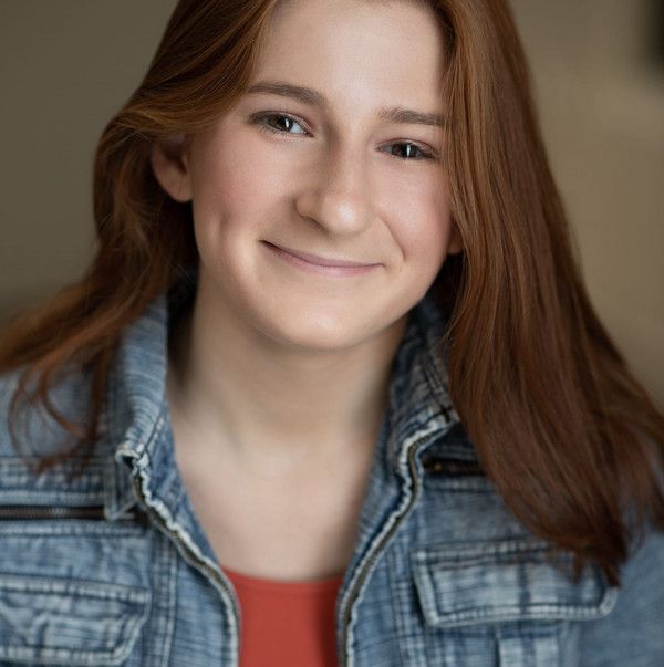 Julia DeSimone Photo