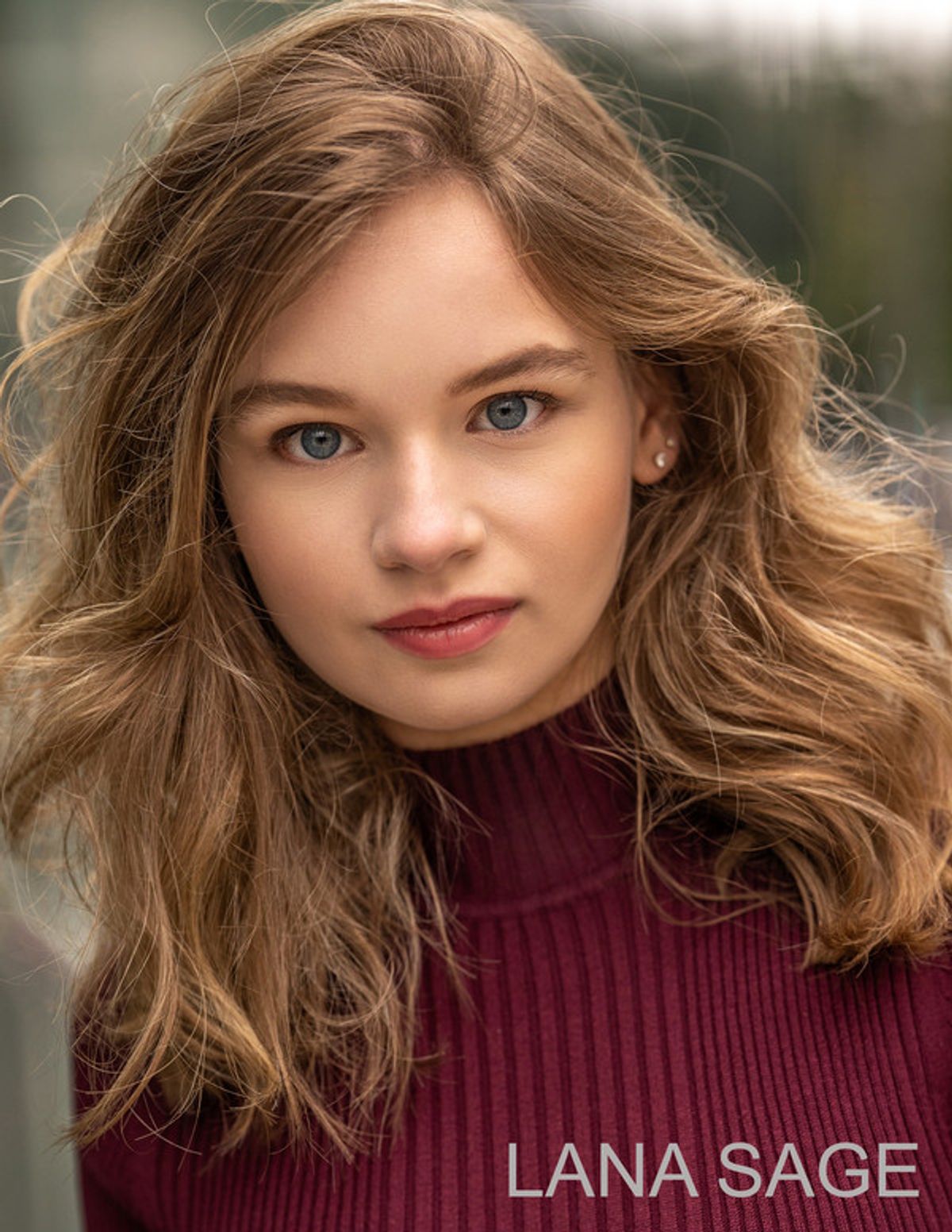Lana Sage Headshot