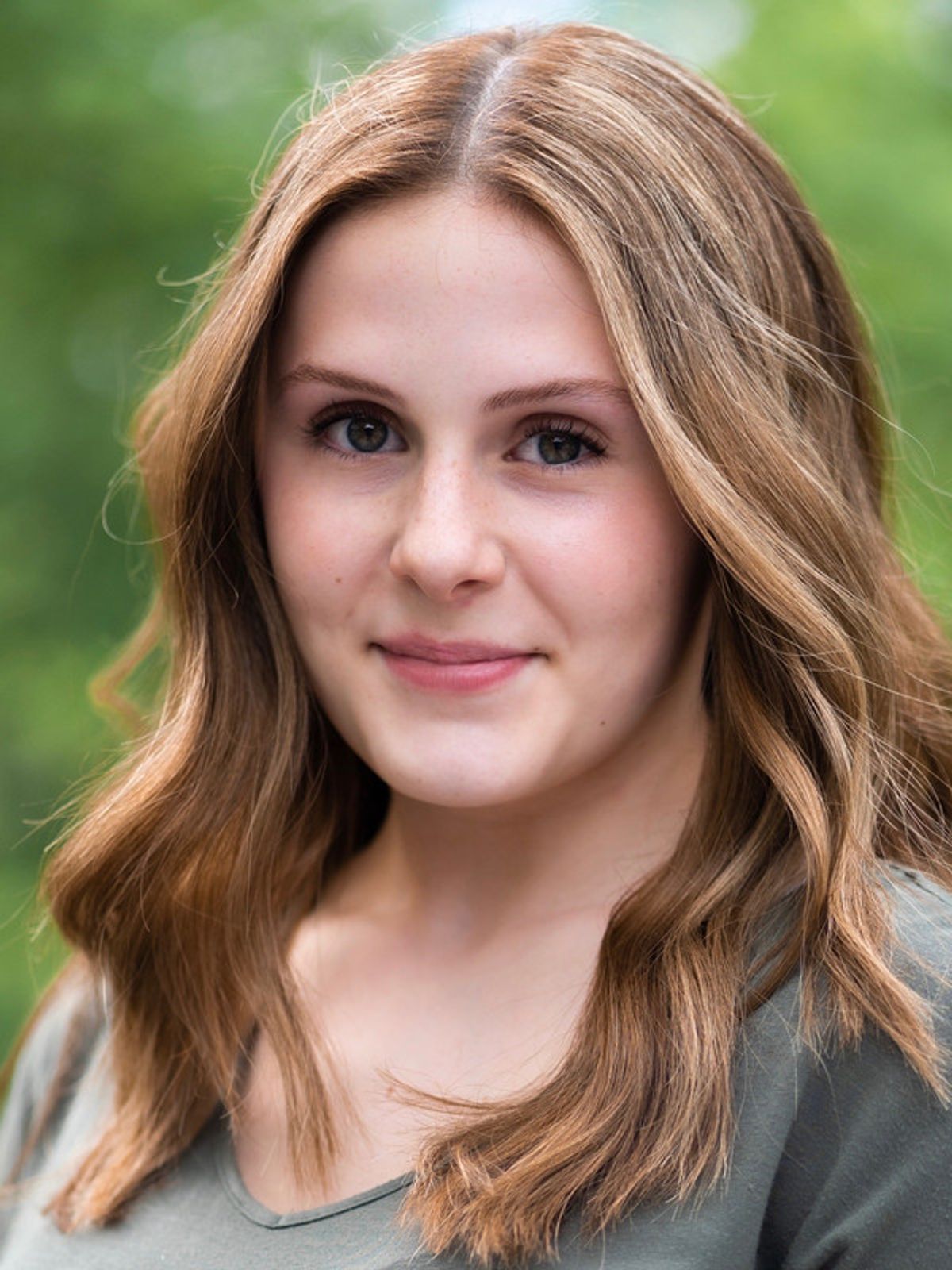 Maureen Henshaw Headshot