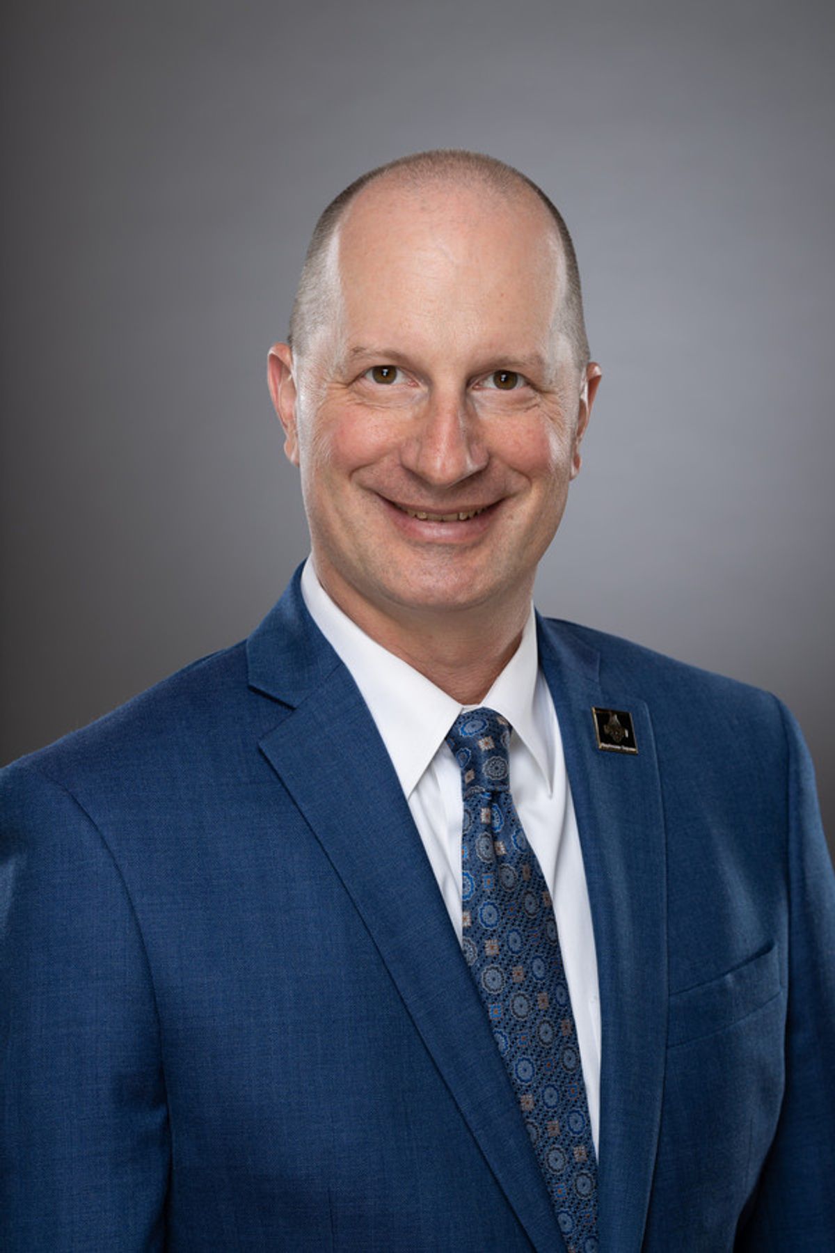 Daniel Hahn Headshot