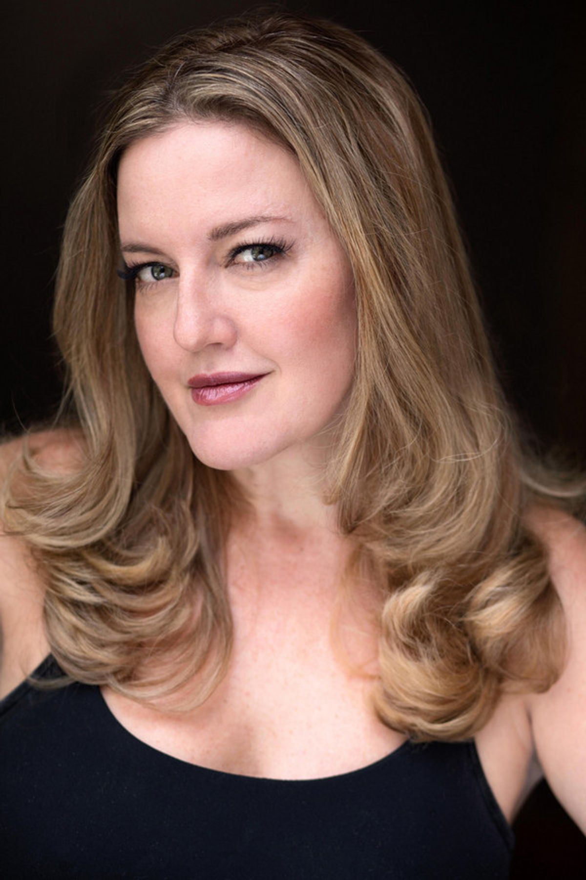 Jennifer Simard Headshot