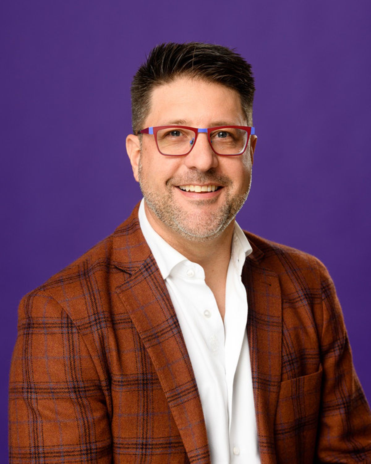 Ken Travis Headshot