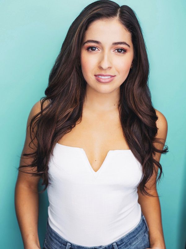 Emilee Hassanzadeh Photo