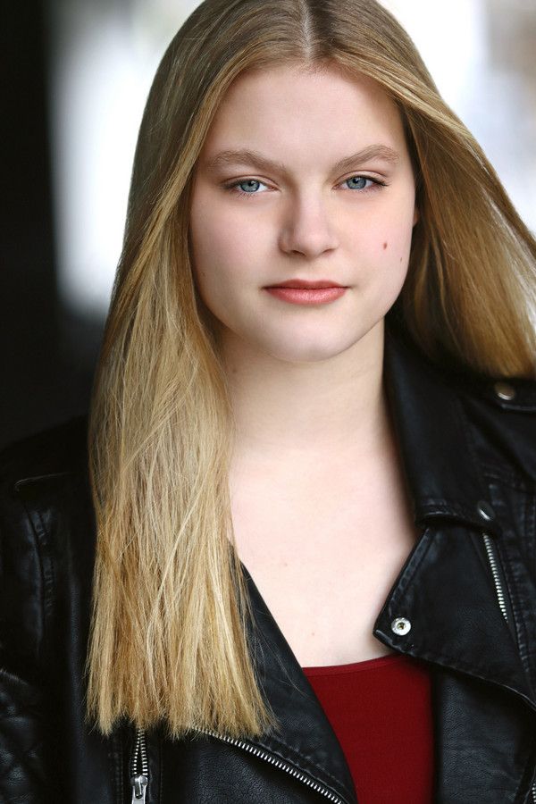 Tracey Lewis Photo