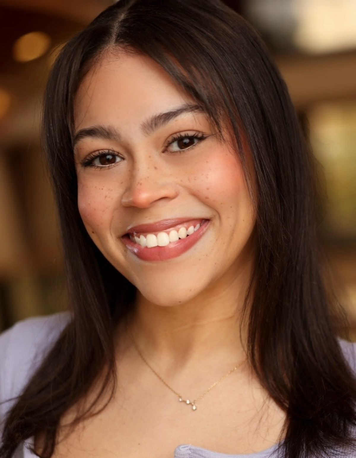 Lizzy Tucker Headshot