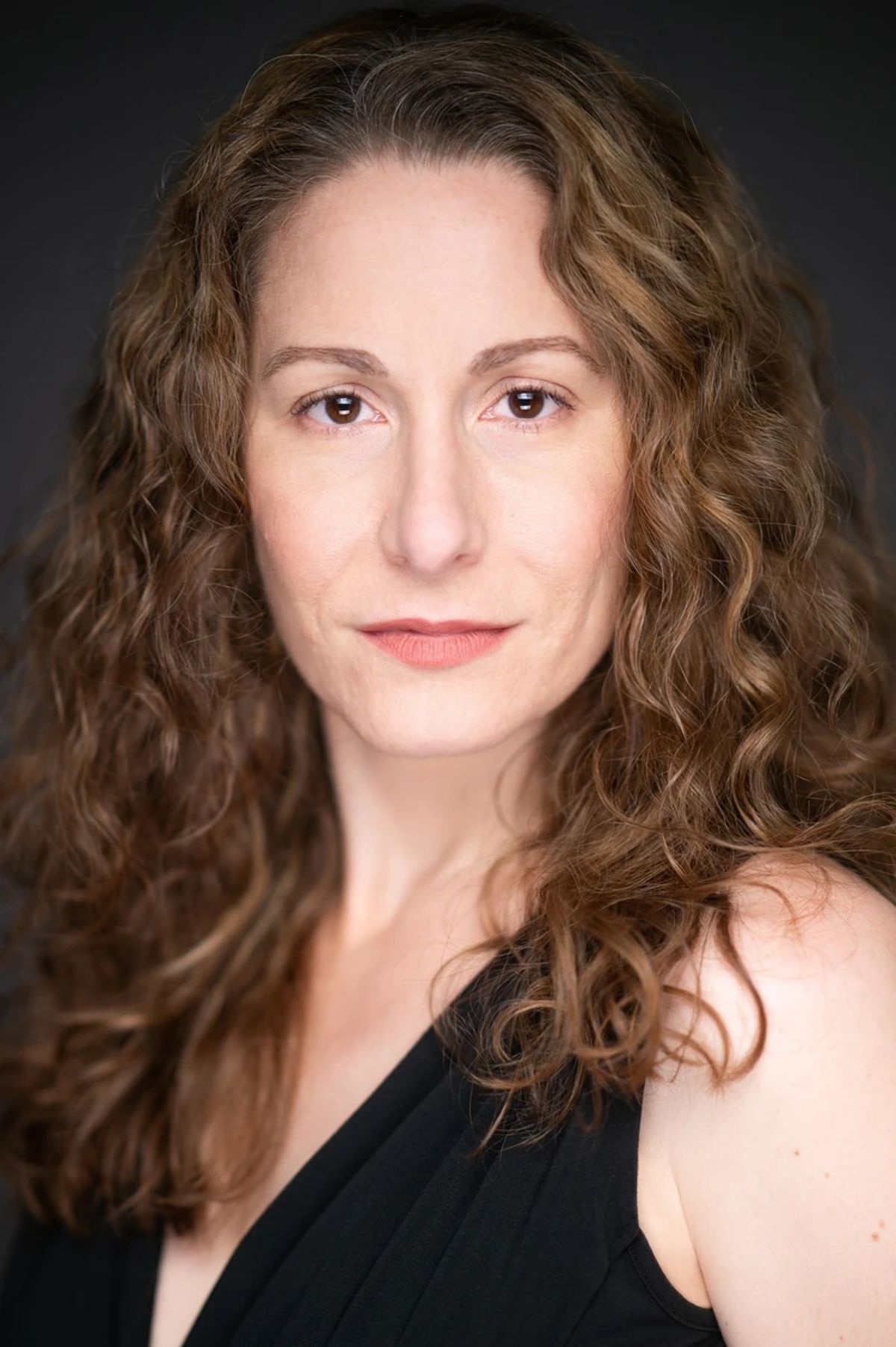 Andrea Woodbridge Headshot