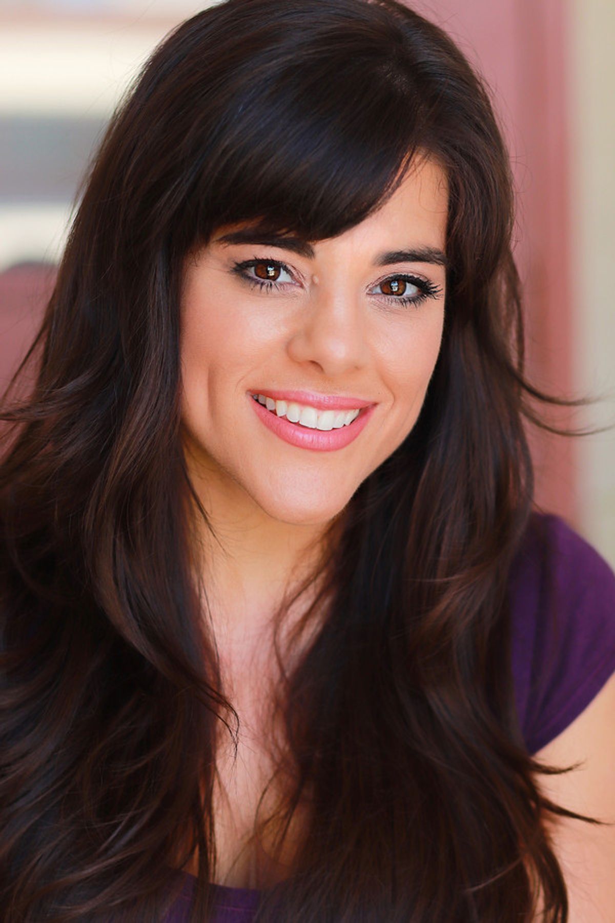 Samantha Barrios Headshot