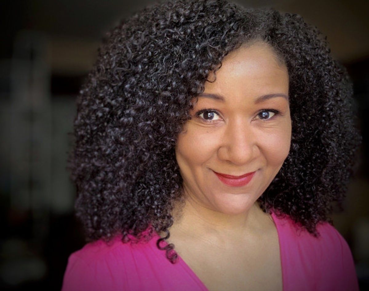 Gina Daniels Headshot