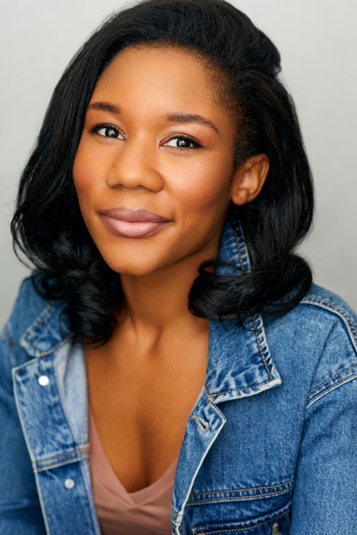 Alaina Kai Headshot