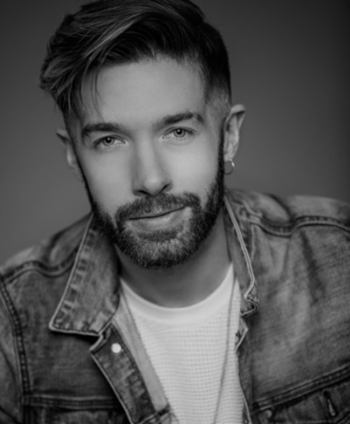 Jeremy Thompson Headshot