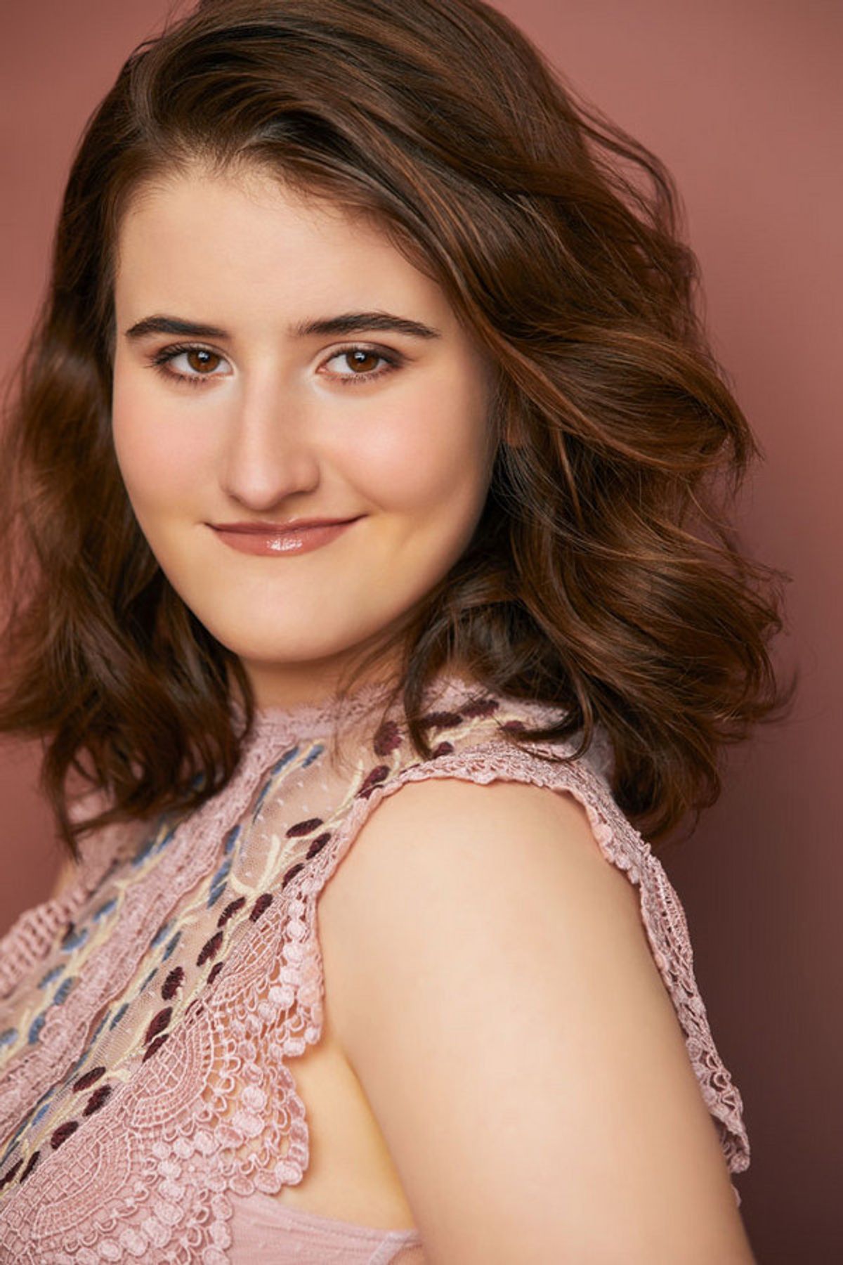 Alya Thackeray Headshot