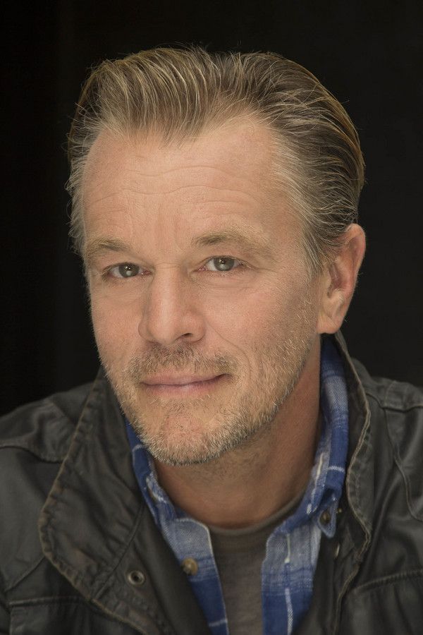 Leif Riddell Photo