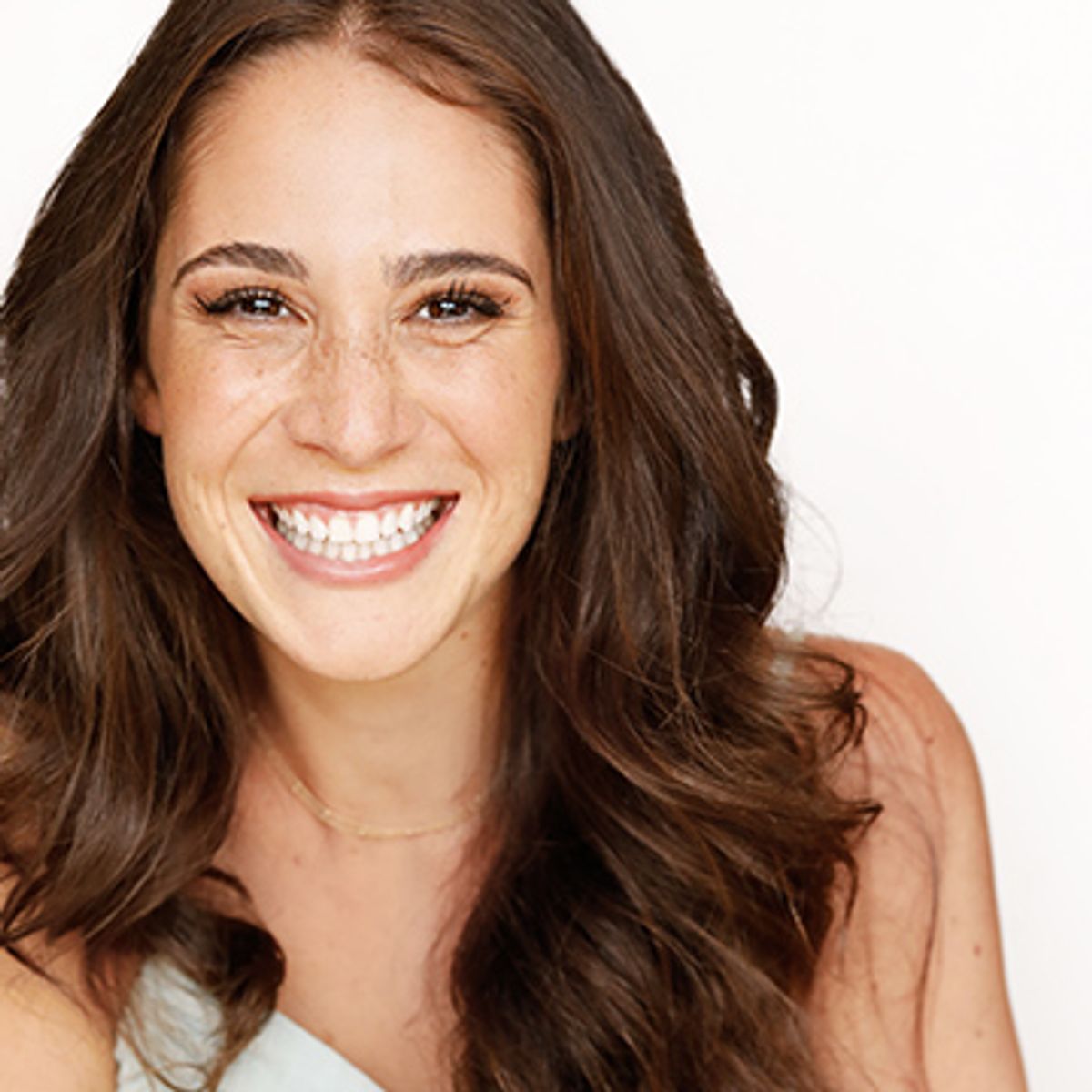 Sarah Hinrichsen Headshot