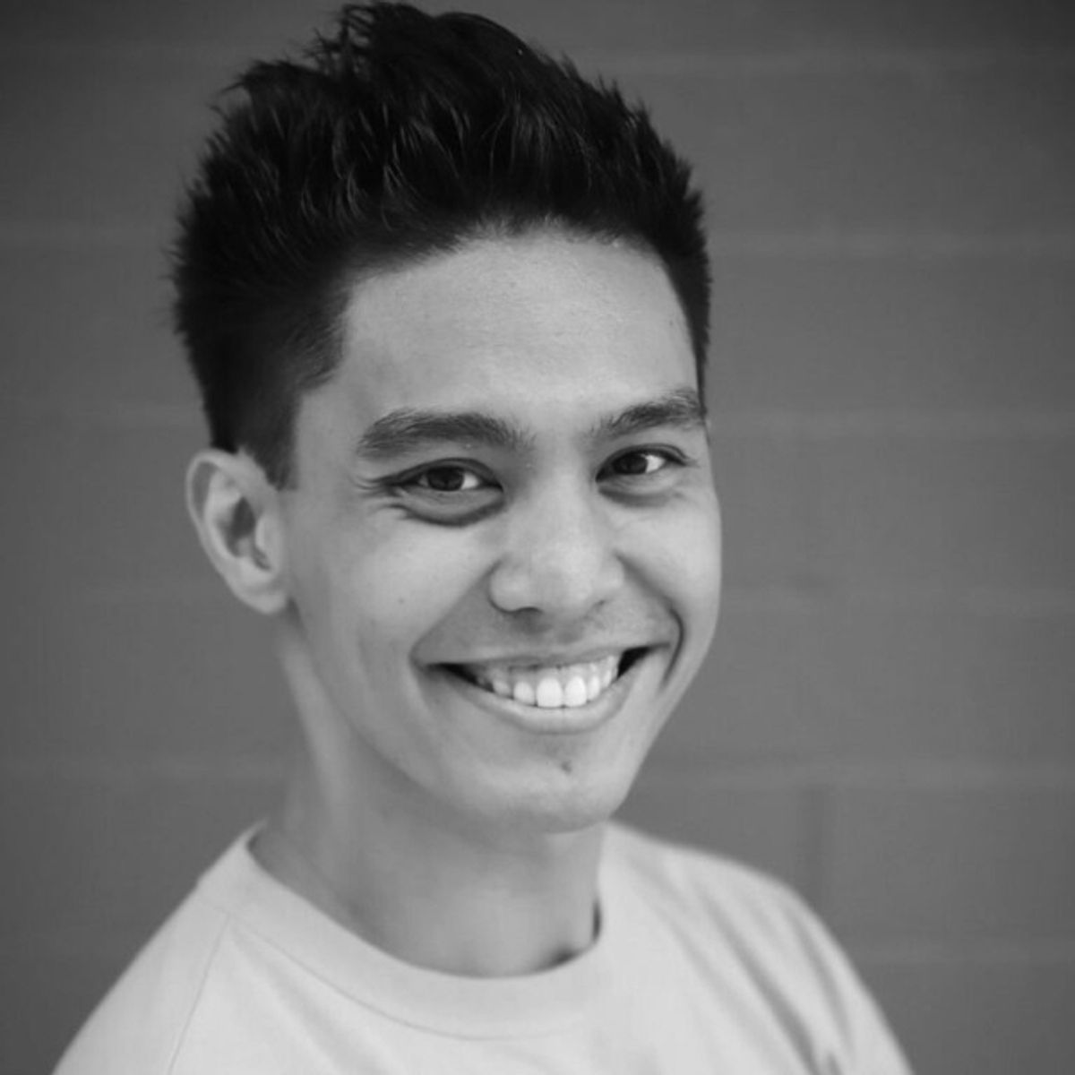 Zare Anguay Headshot