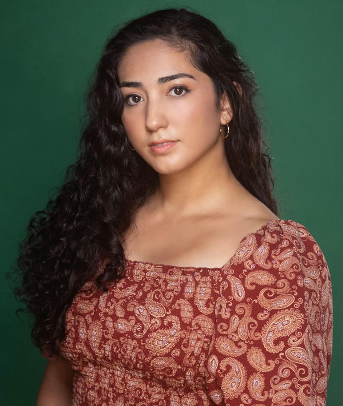 Yasmyn Sumiyoshi Headshot
