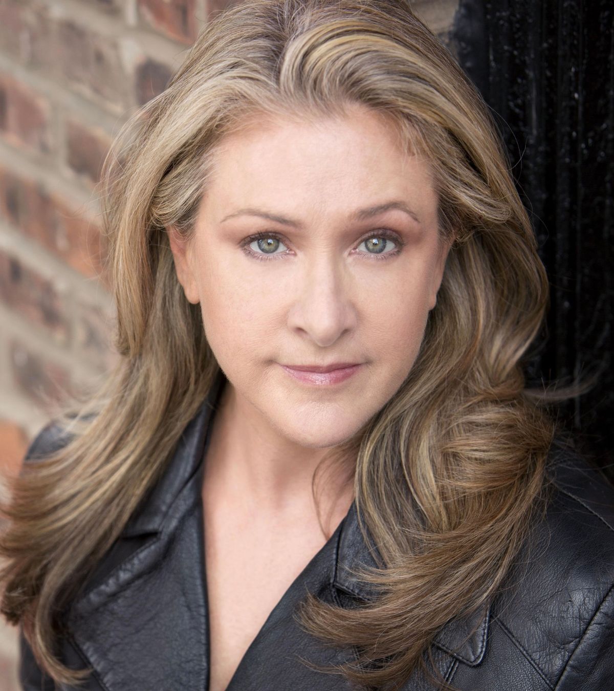 Carol Halstead Headshot