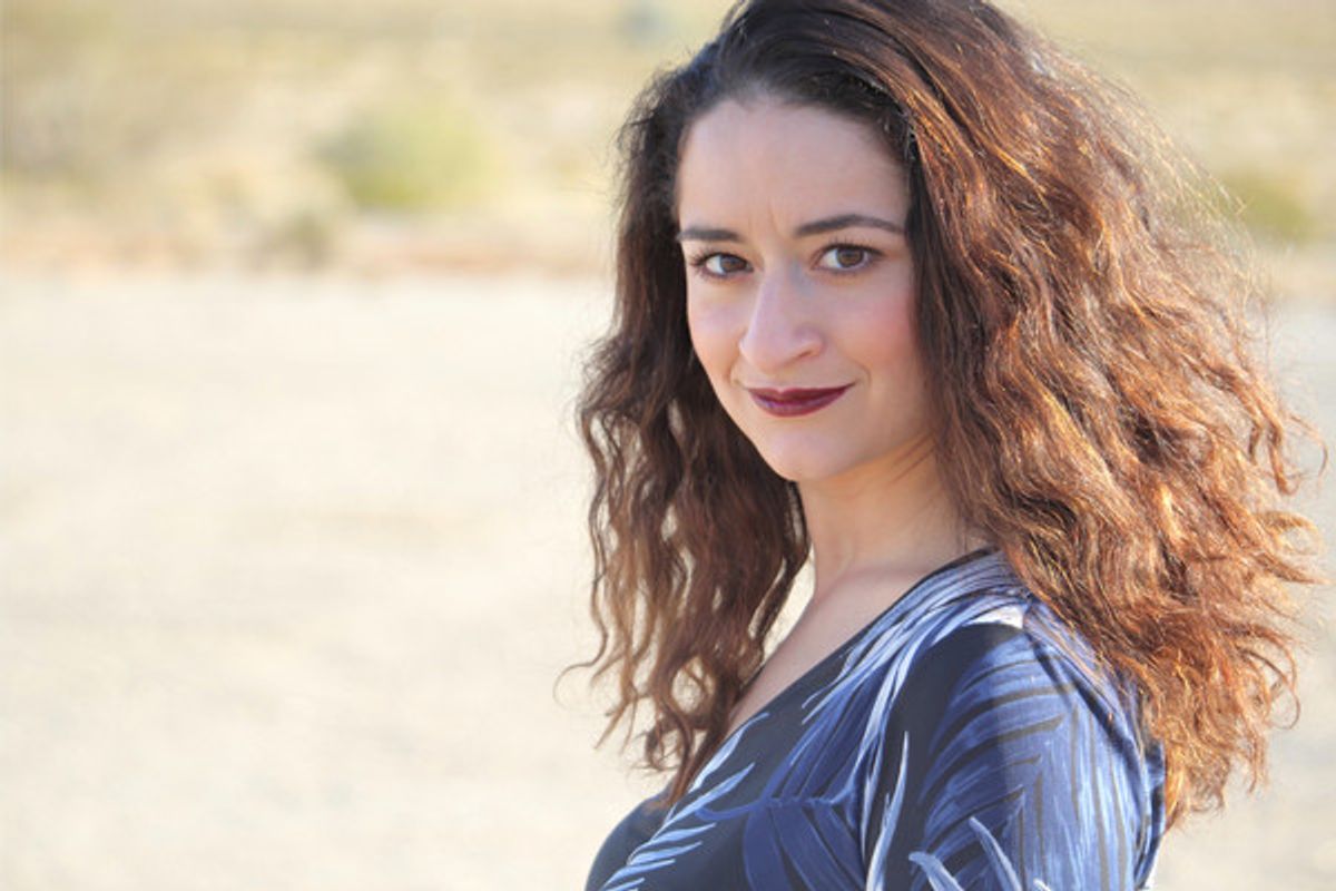 Joelle Teeter Headshot