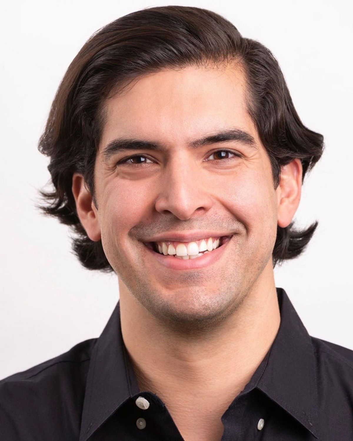 Victor Reyes Headshot