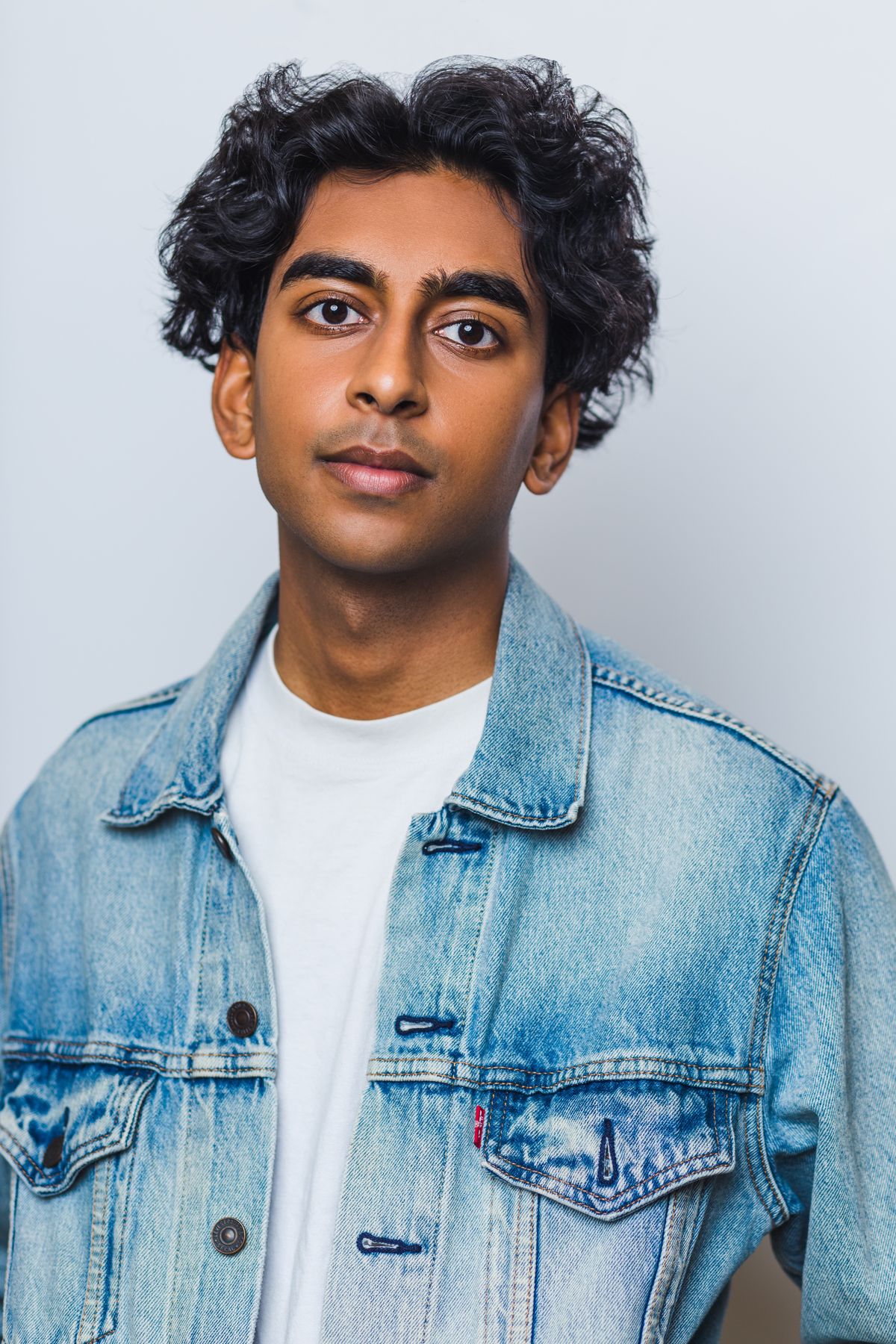 Nihar Duvvuri Headshot