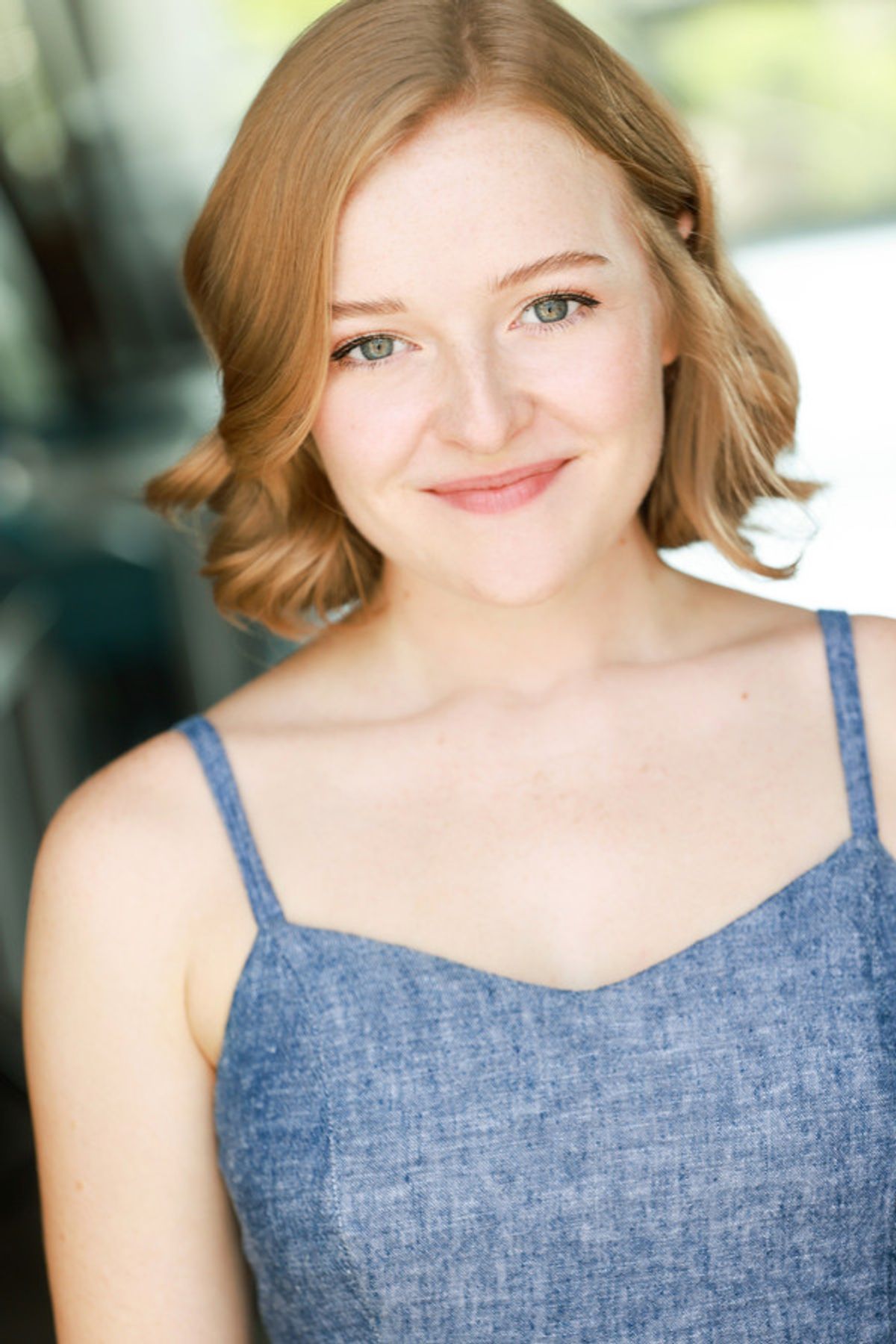 Daisy Wright Headshot