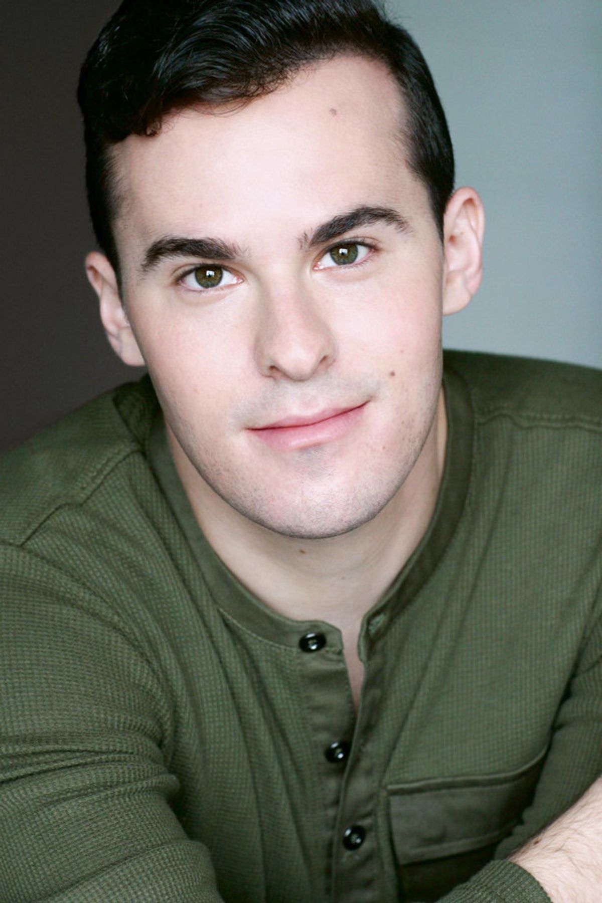 Daniel Barrett Headshot