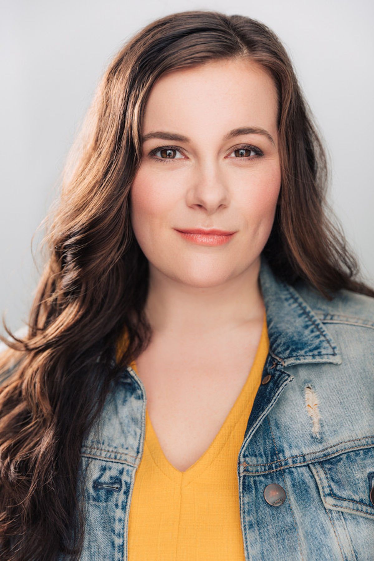 Lynda DeFuria Headshot