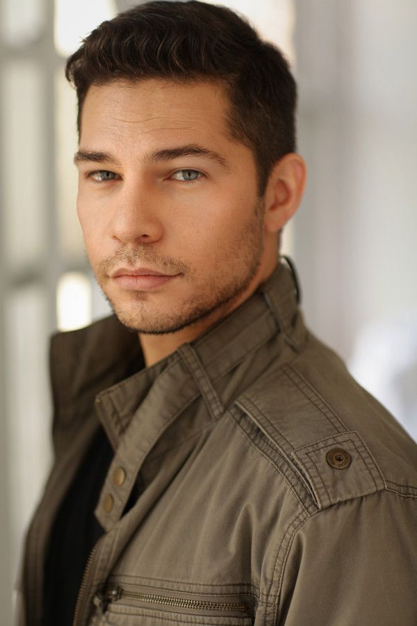 Miguel Jarquin-Moreland Photo