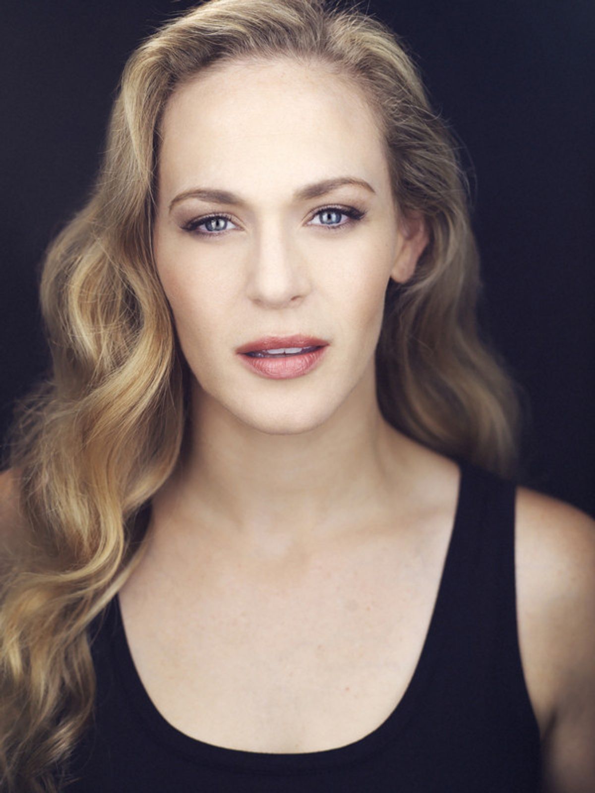 Rebecca Swislow Headshot