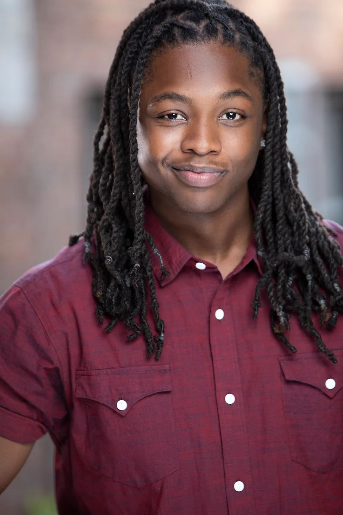Oscar Whitney Jr. Headshot