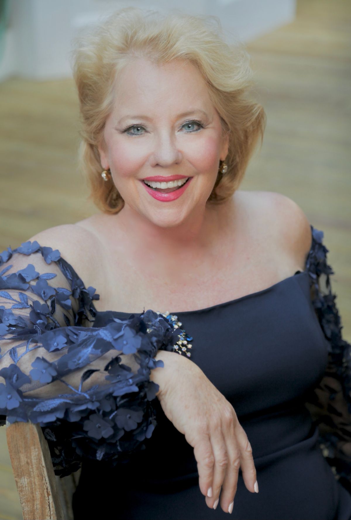 Jo Brisbane Headshot