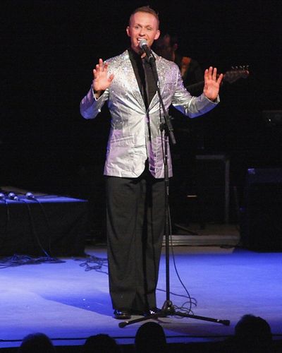 Marty Thomas

 Photo