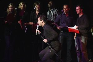 Euan Morton and ensemble Photo